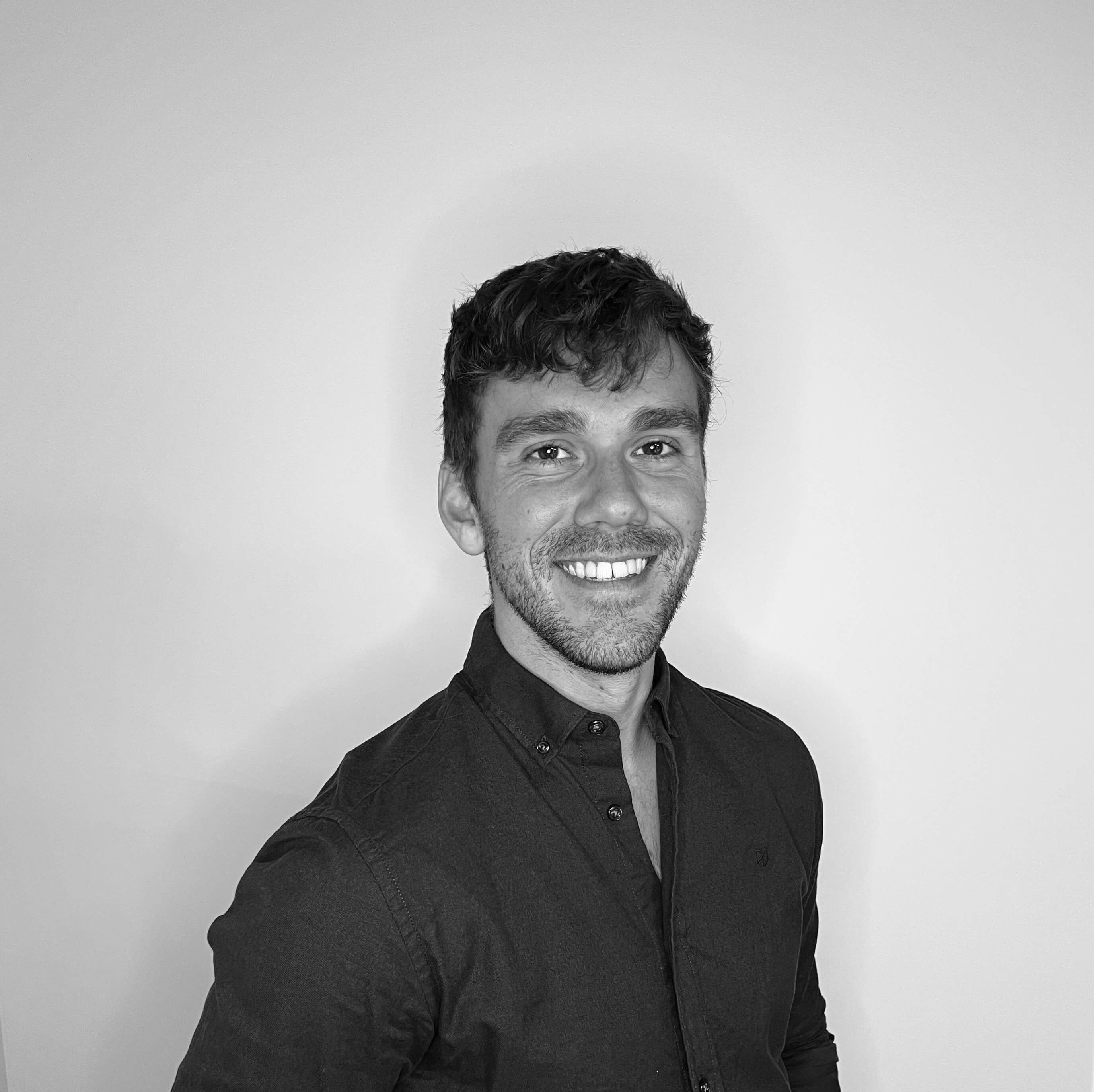 Headshot Connor B&W-1